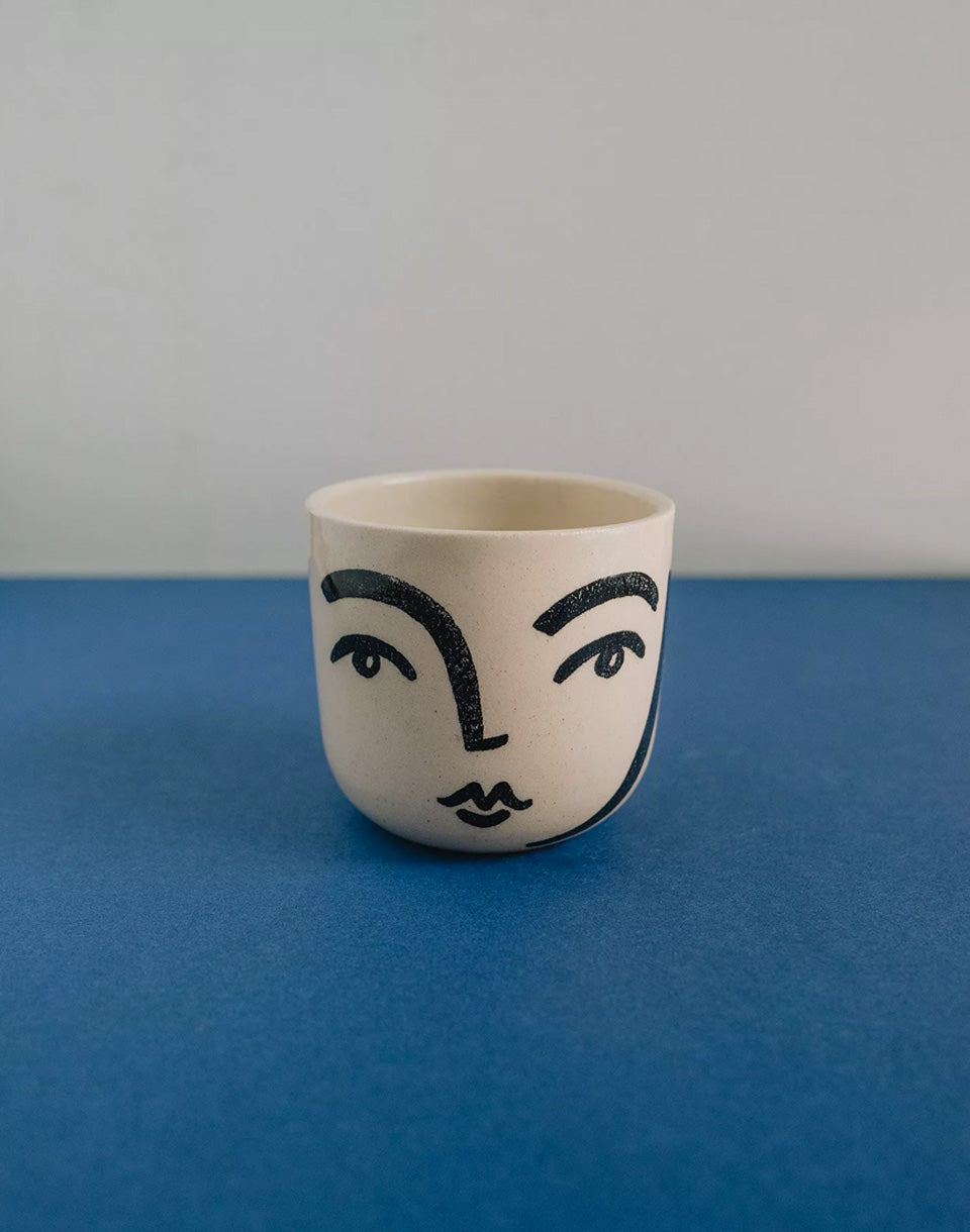 Small Cup Face Black
