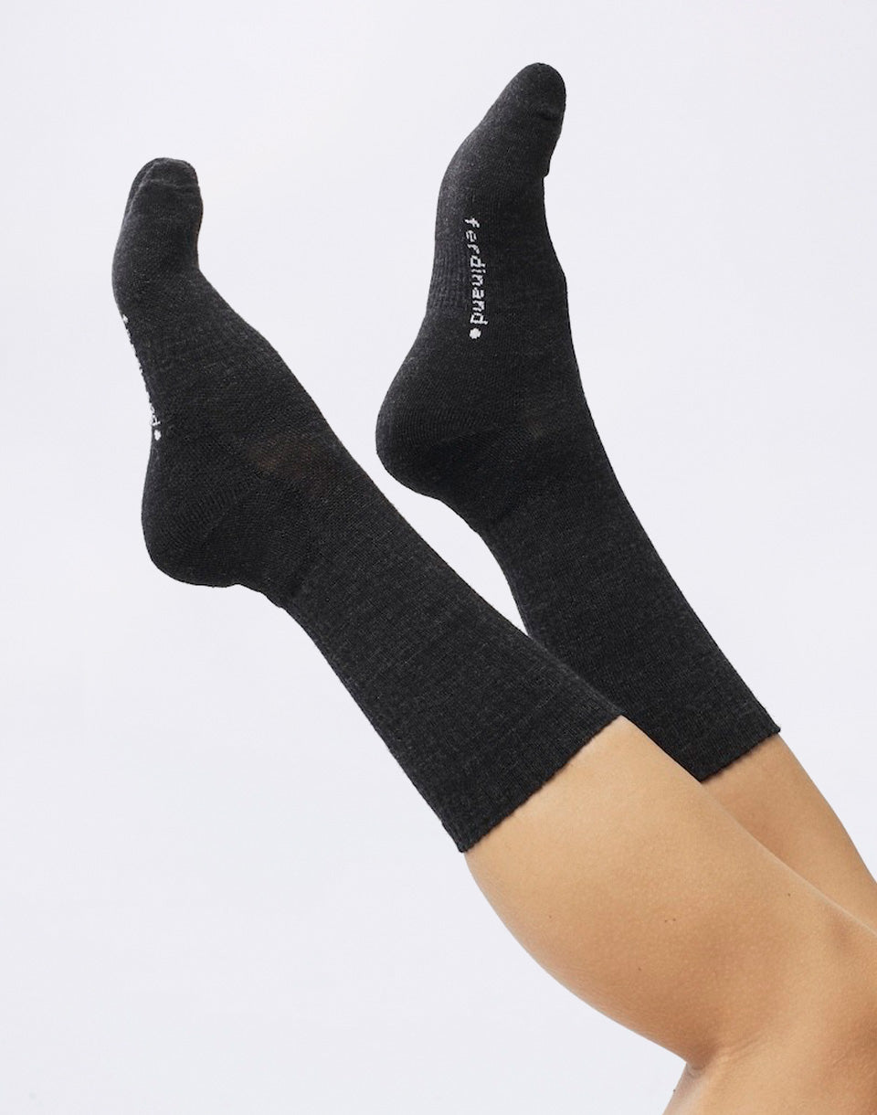 Idu Black