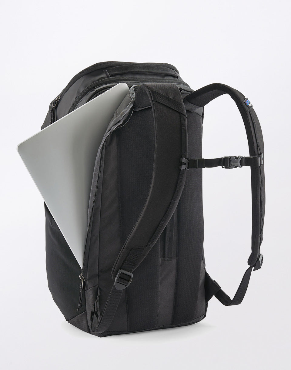 Black Hole Pack 32L