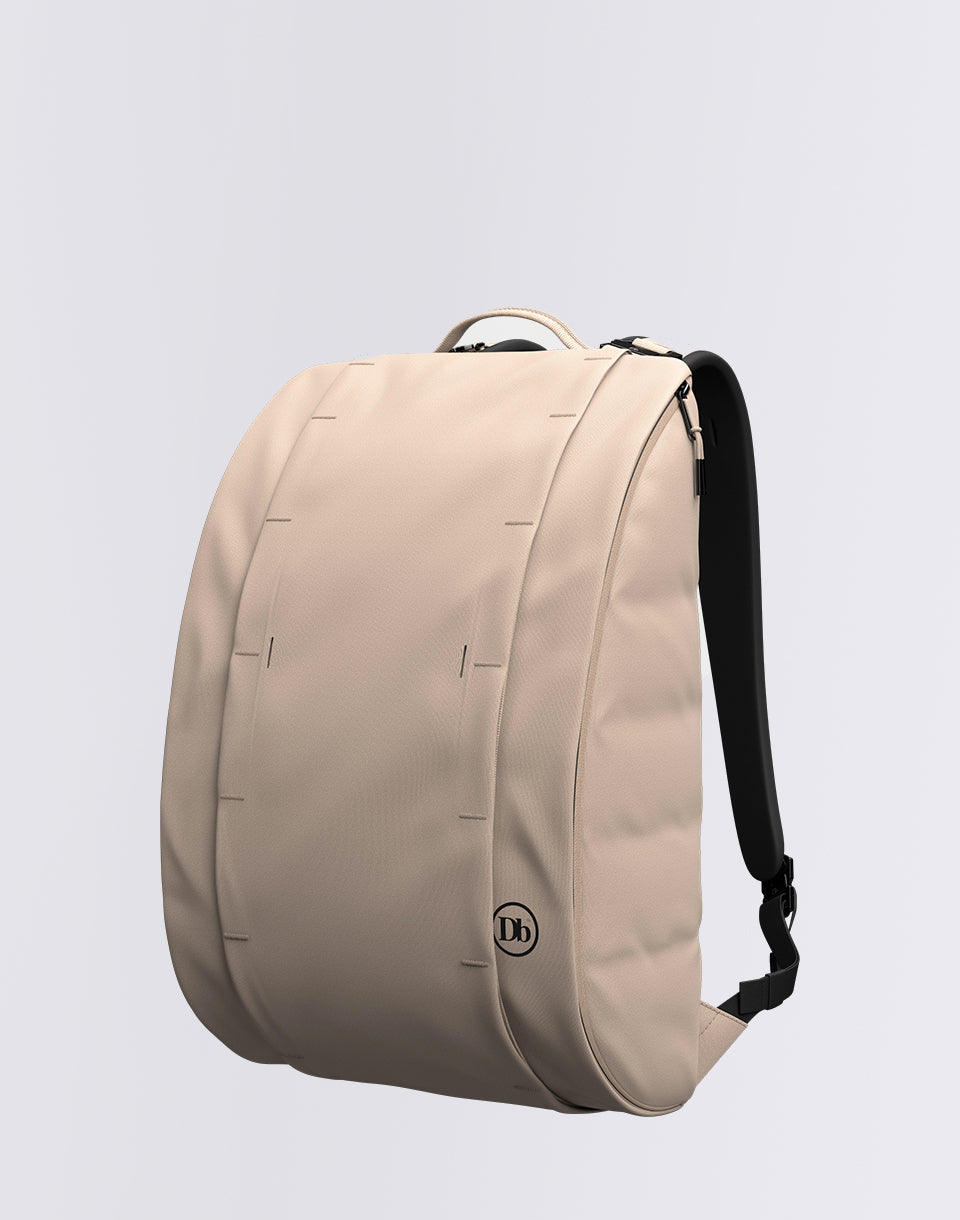 Hugger Base Backpack 15L