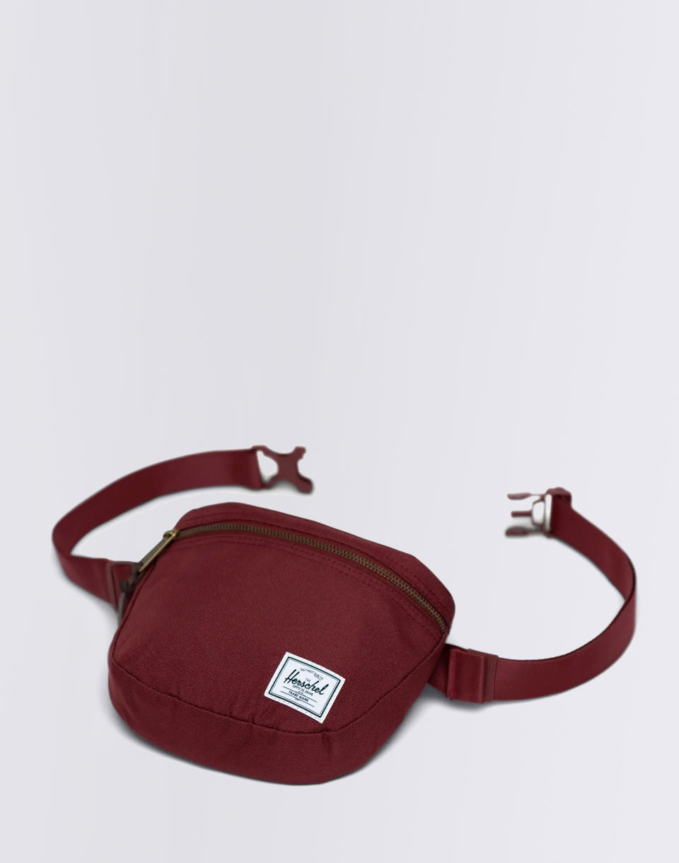 Settlement Hip Pack