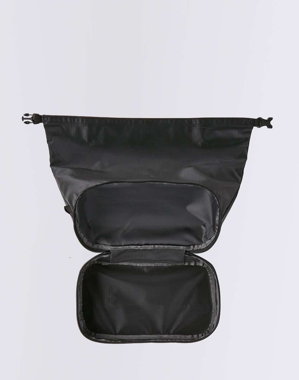 Black Hole MLC Cube