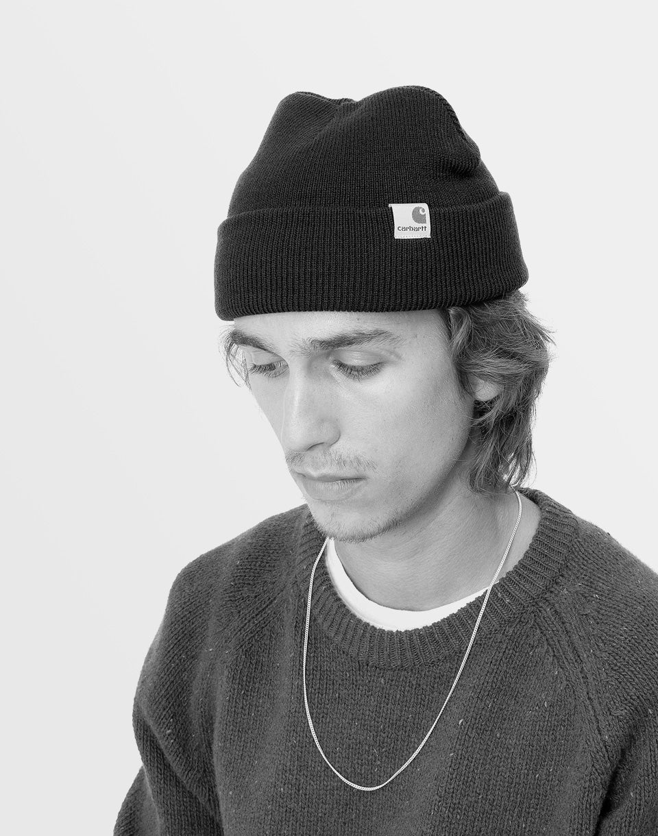 Stratus Hat Low