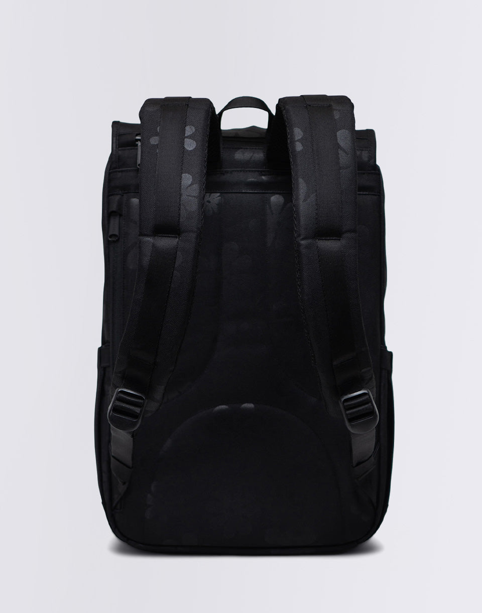 Little America midden volume