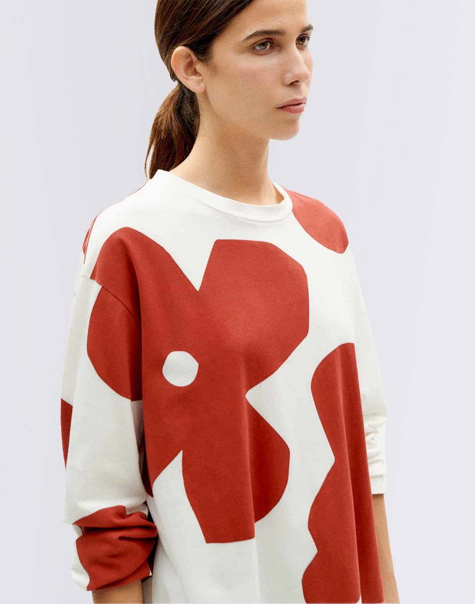 Butterfly Super Big Emily T-shirt