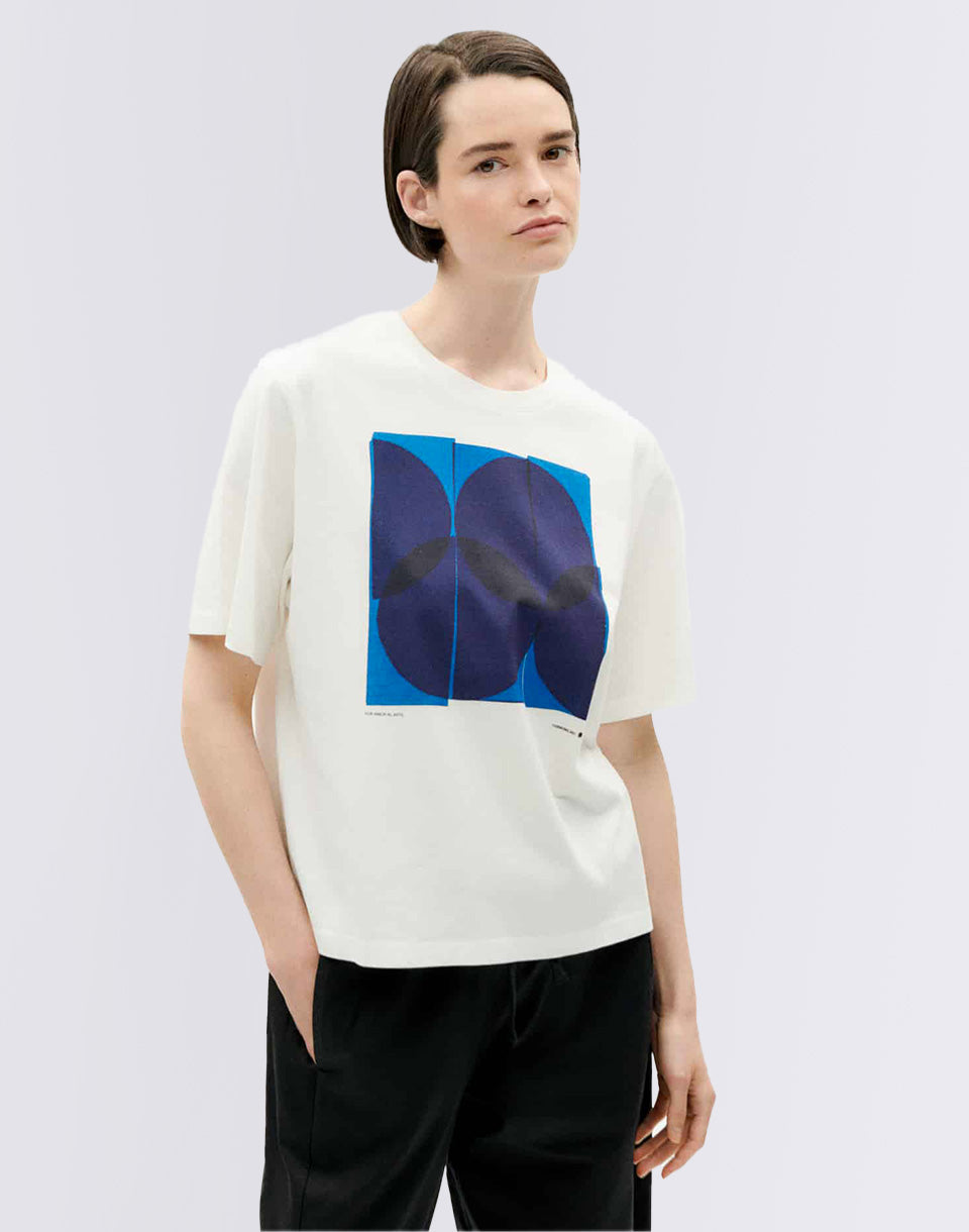 Art 1 Lucia T-shirt
