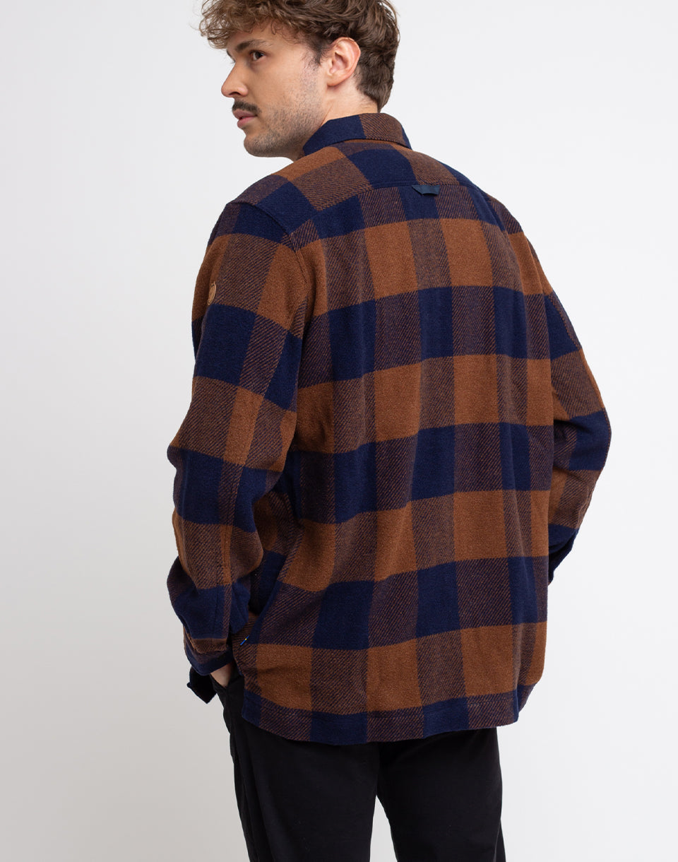 Canada Shirt M